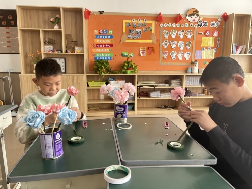 马俊杰杜玉鑫作花.JPG